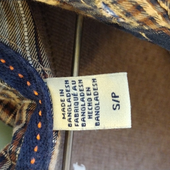 Women's G.H. Bass & Co. tan navy lightweight flannel size Small - Picture 3 of 7